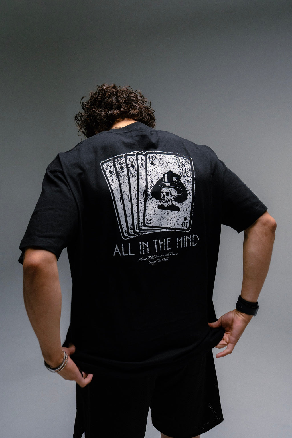 NEVER FOLD TEE