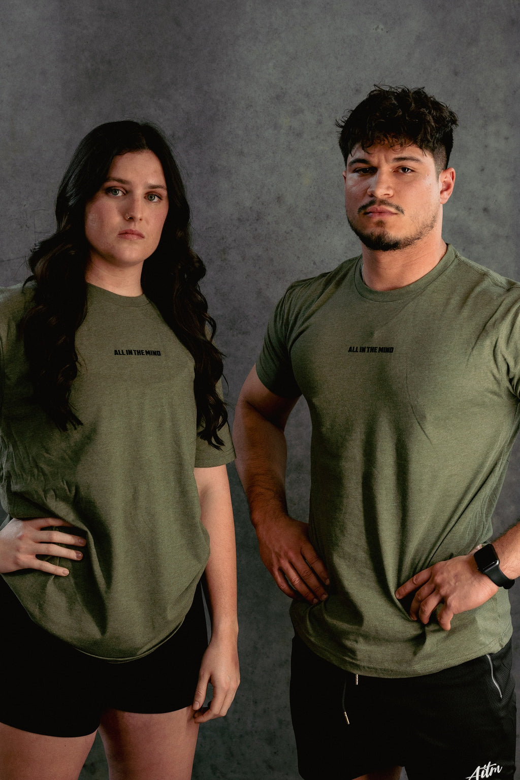 CORE LOGO SHIRT - MILITARY GREEN