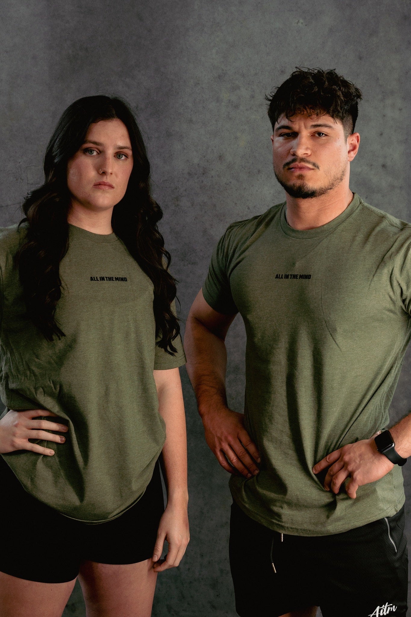 CORE LOGO SHIRT - MILITARY GREEN