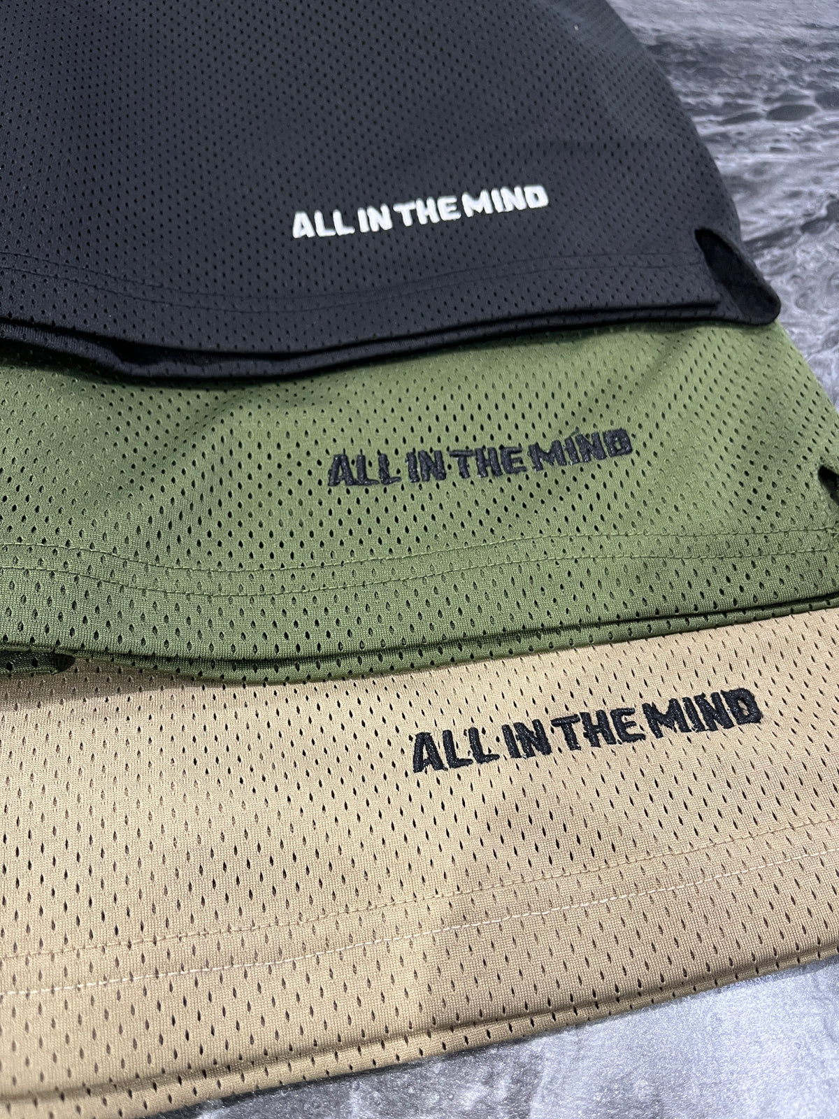 CORE MESH SHORTS 3 PACK - BLACK/OLIVE GREEN/SAND